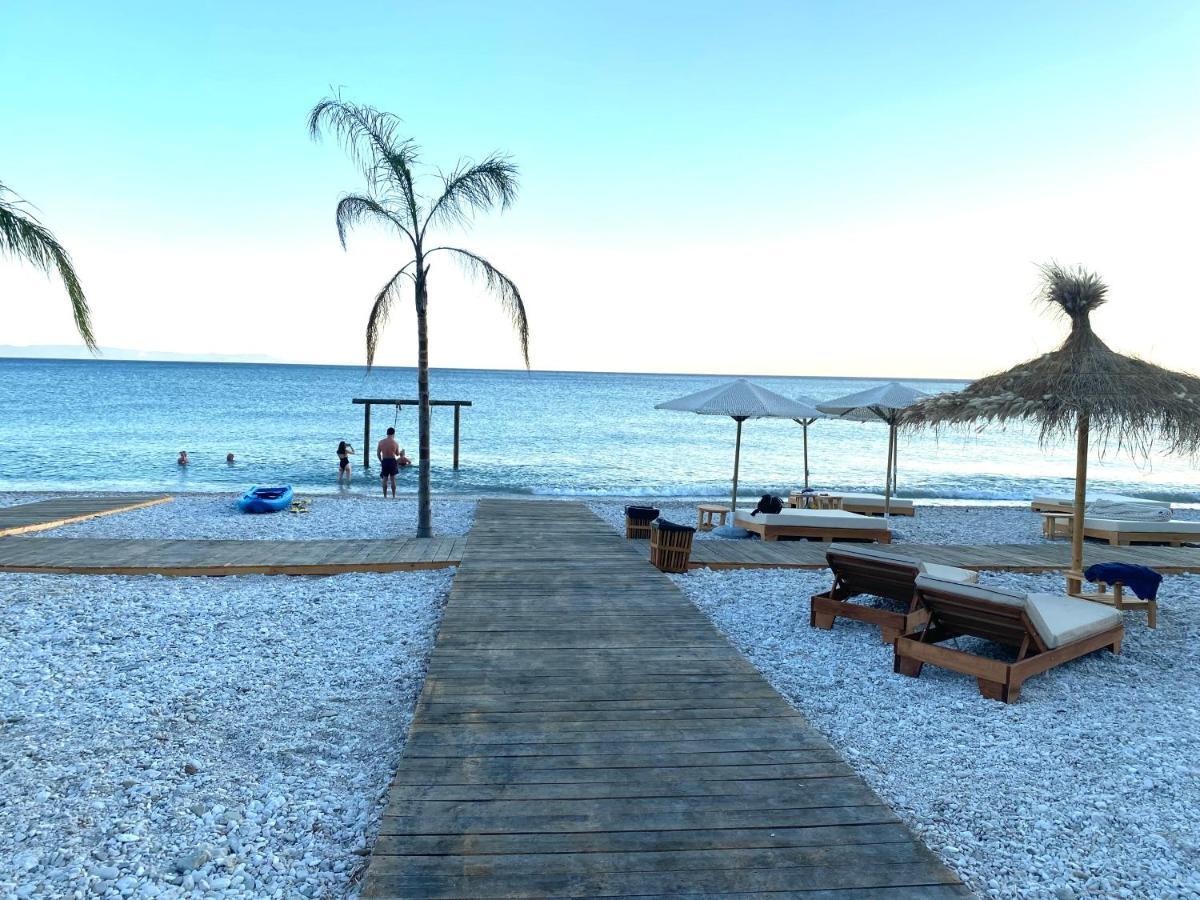 Maison Bellevue - 2 Bdrm Villa In Borsh Beach Экстерьер фото